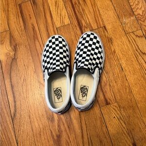 Black/white checker vans